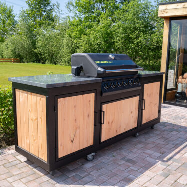 The GrillMaster Small Douglas