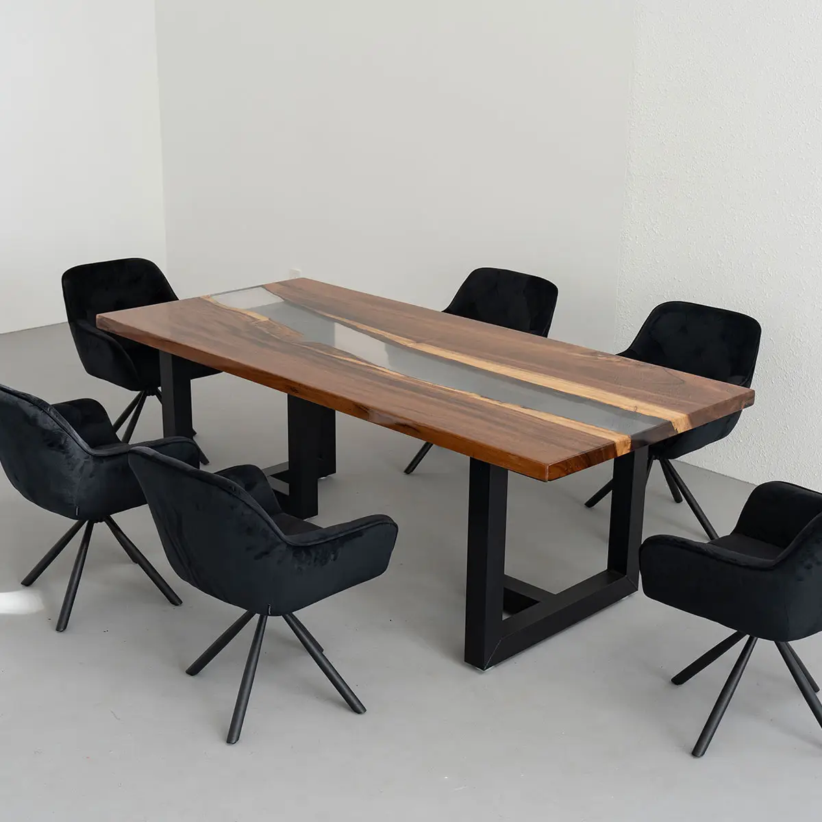 Epoxy resin table - Transparent - Image 2