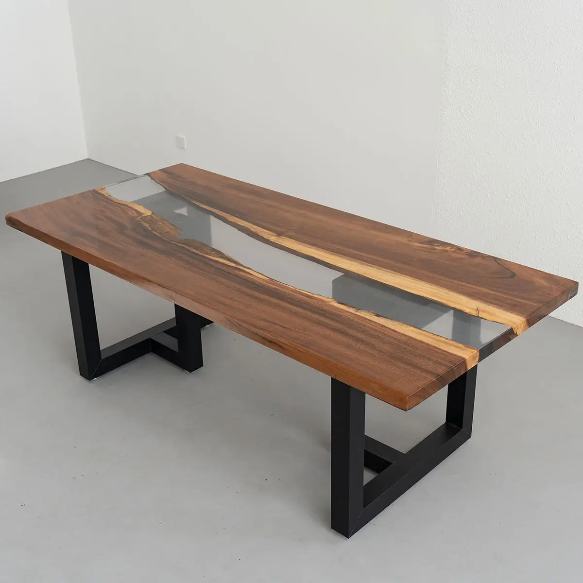 Epoxy resin table - Transparent - Image 7